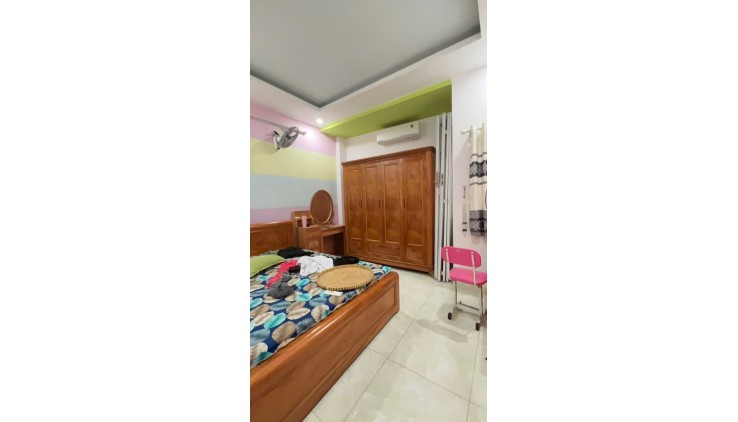 LÊ VĂN QUỚI - SÁT MẶT TIỀN - HẺM XE HƠI 8M - 4 TẦNG BTCT - 53M2 - SỔ ĐẸP NỞ HẬU HOÀN CÔNG ĐỦ -  GIÁ CHỈ NHỈNH 6 TỶ